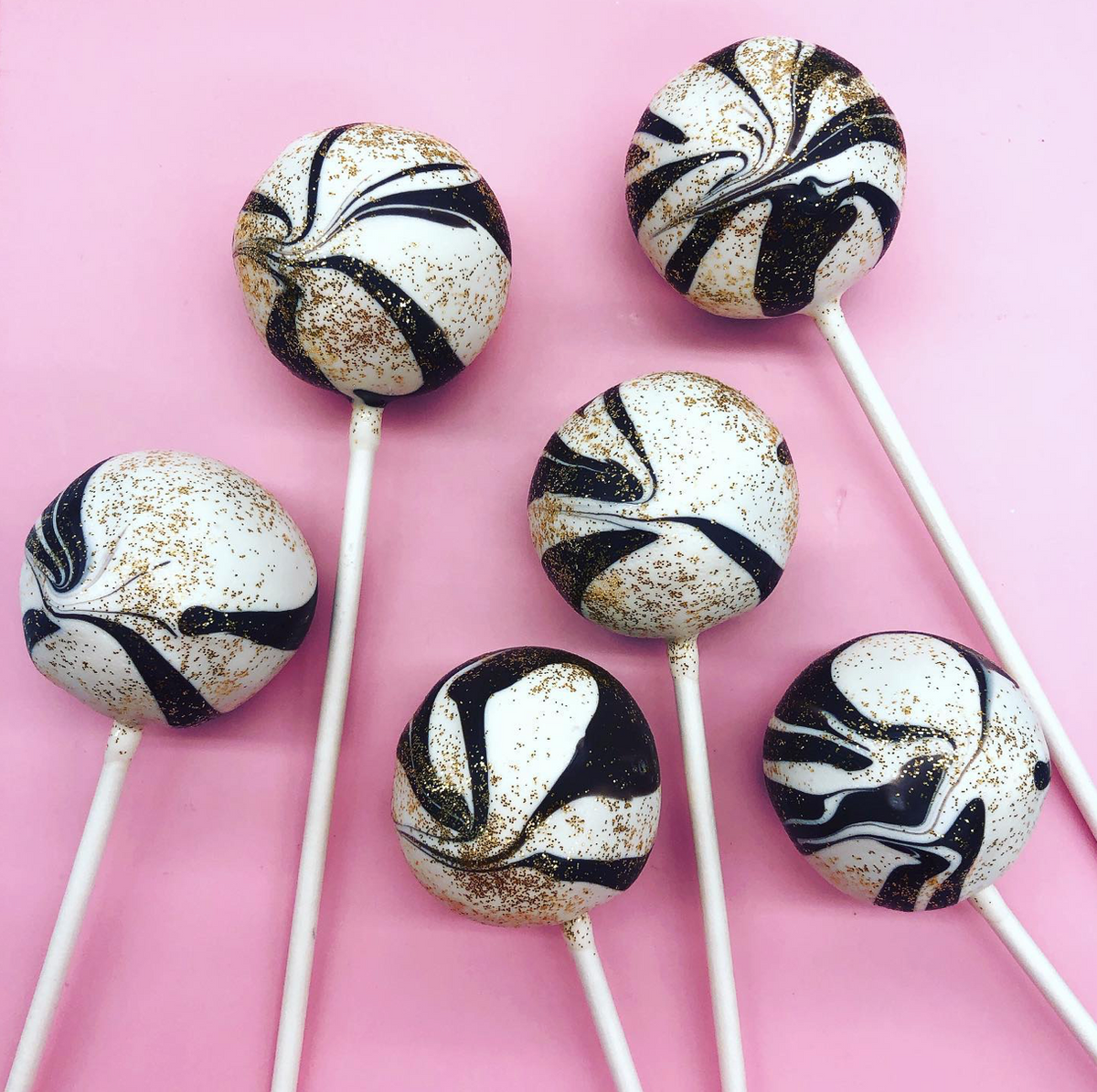 BLACK & WHITE SPARKLE CAKE POP DOZEN – NY CAKE POPS